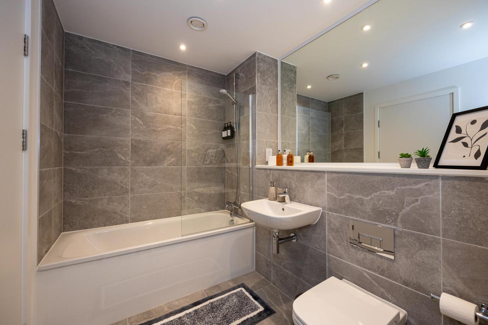 Апартаменти Pet Friendly 2Br Near Station By Asquare Letting Манчестер Екстер'єр фото